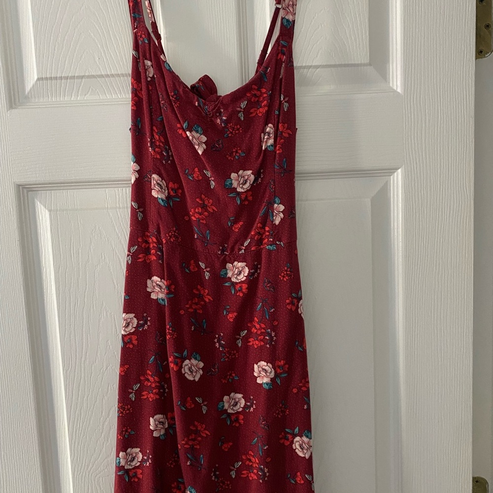 The cutest Hollister, open back, tie dress size M